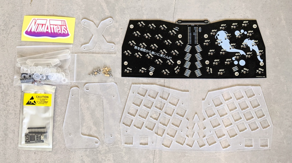 自作キーボードキット「UraNuma」ver.Kailh ロープロ仕様