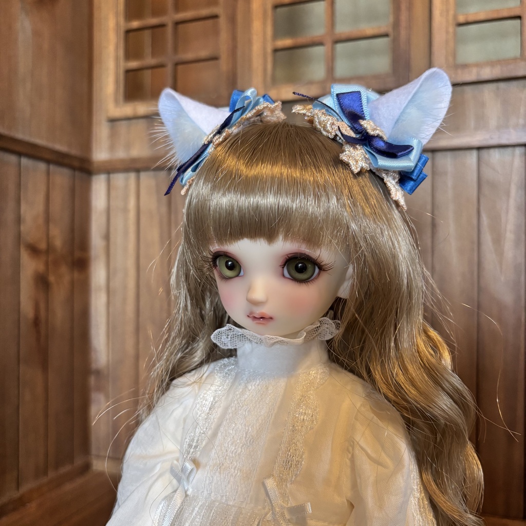 猫耳ヘアアクセサリー〈白×水色〉
