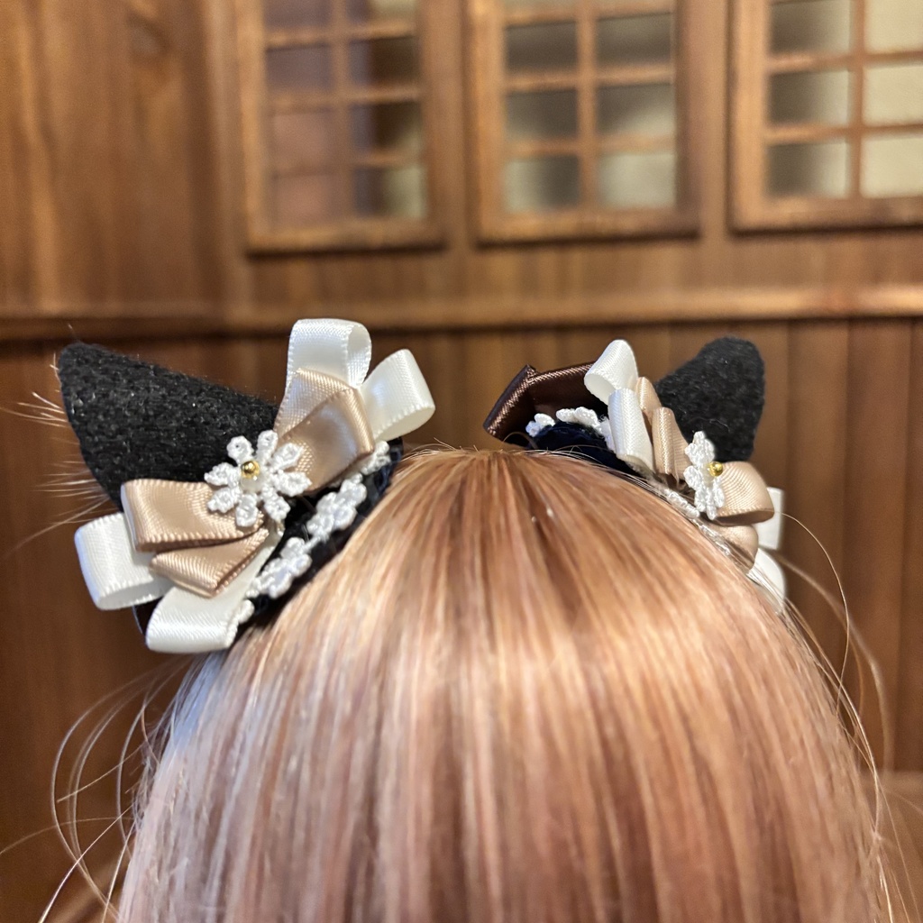 猫耳ヘアアクセサリー〈黒×茶色〉フラワー真ん中金色