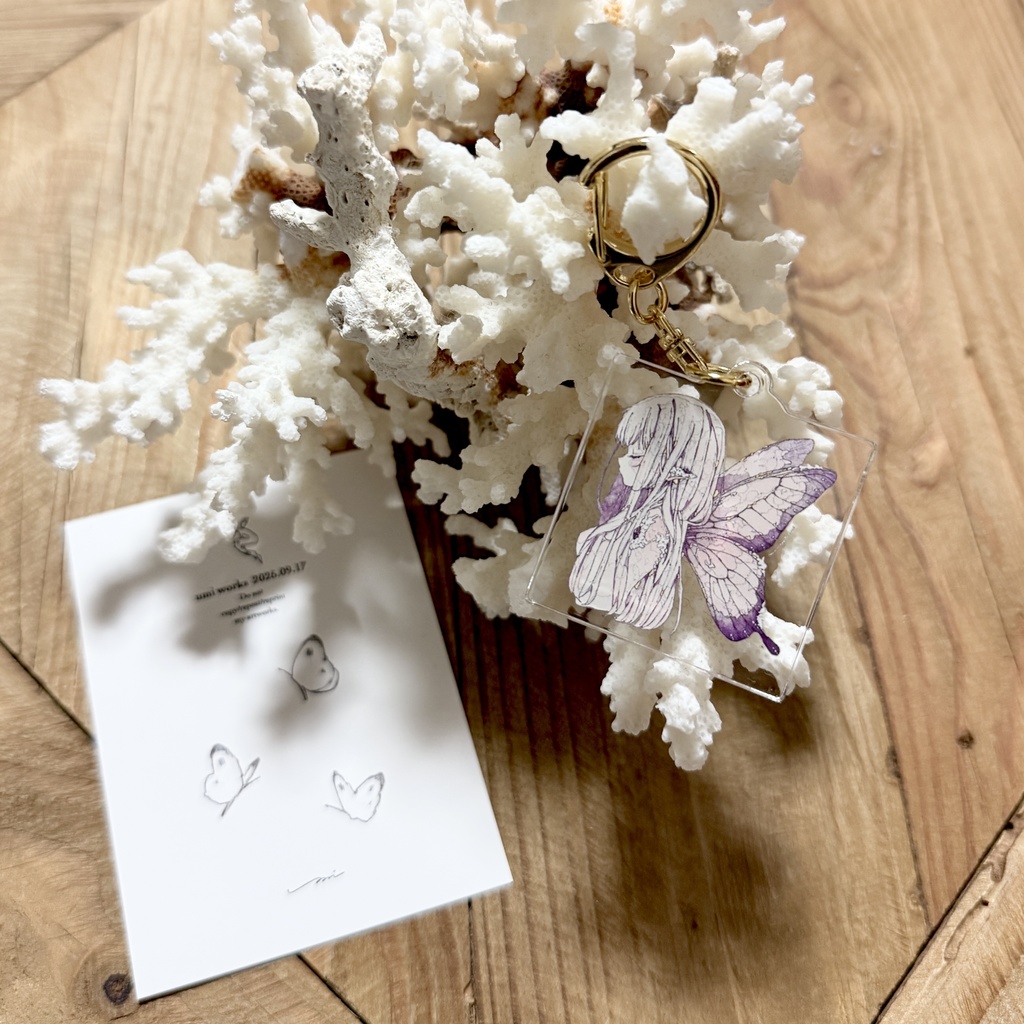 【在庫1点のみ】Acrylickeychain [夢物語] 赤