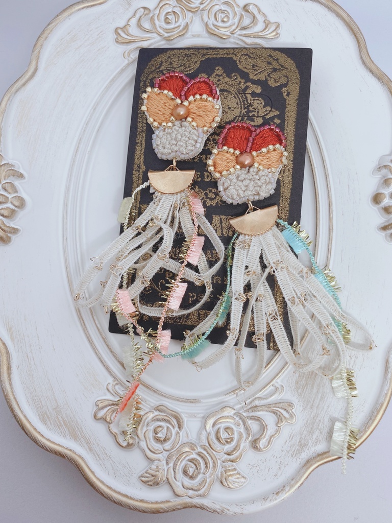 オレンジパンジーピアス
