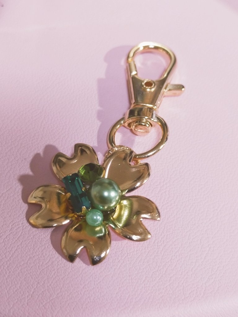 【ゴールド】桜のチャーム