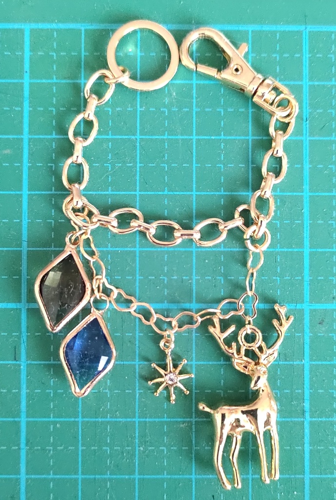 《門キラ》イメージ バッグチャーム