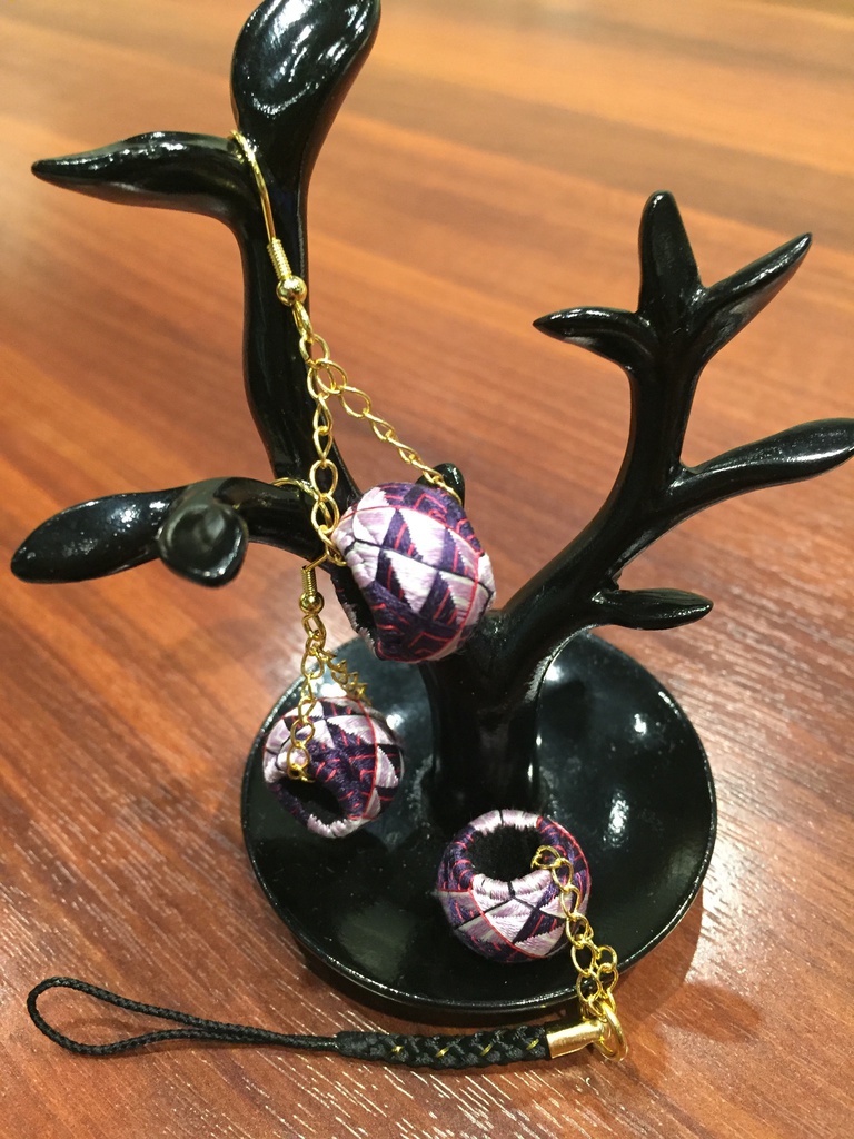 加賀ゆびぬき 薬研藤四郎