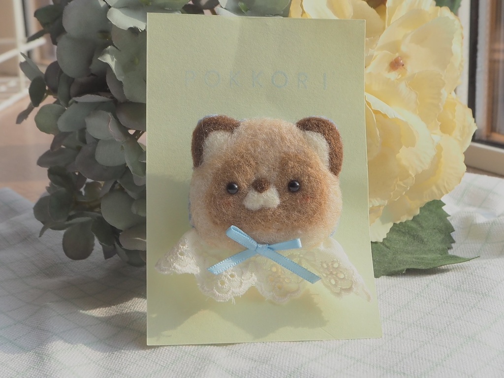 たぬきブローチ