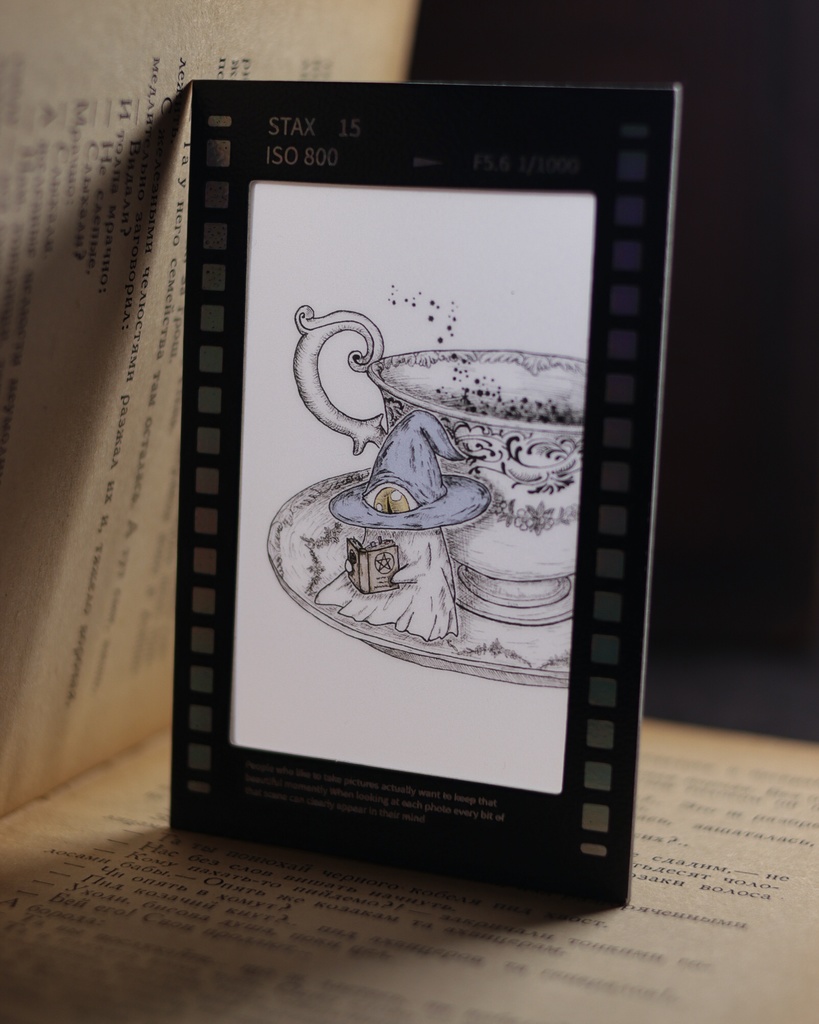 半透明のレーザーエッジ付き小型カード（カラーフィルム） - 小さな妖精とティーカップ