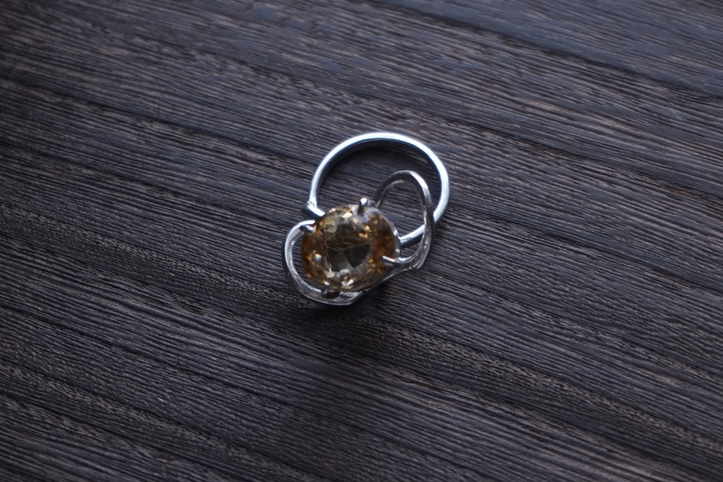 ๐ผ๐โ ๏ธไธ็น็ฉ