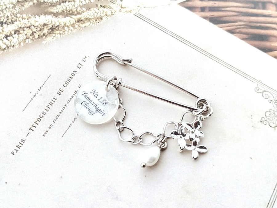 【刀剣乱舞】山姥切長義イメージ　銀木犀ブローチ