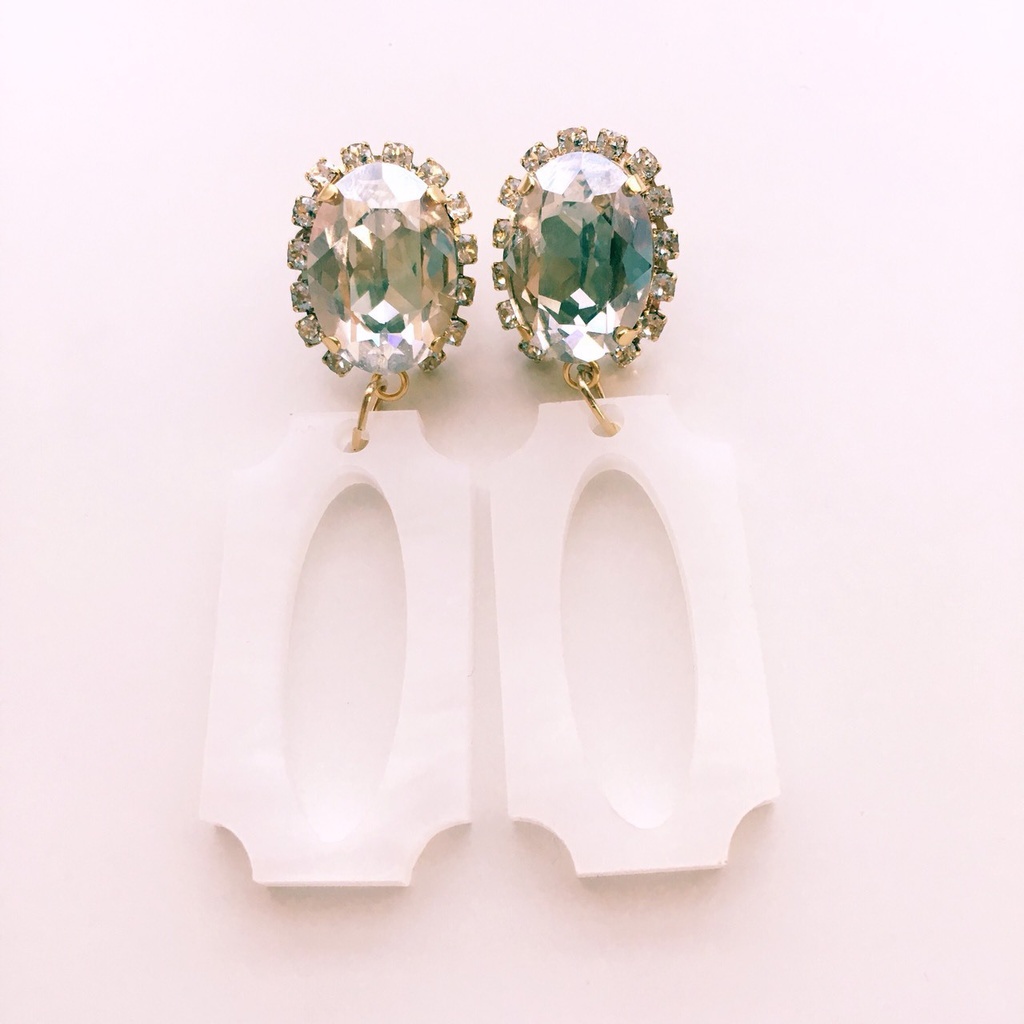 赤井・安室(降谷)イメージ大ぶりスワロピアス&イヤリング