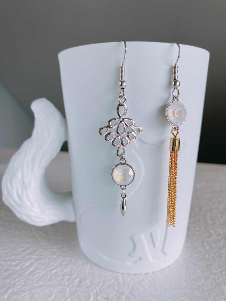 刀剣男士イメージピアス【鶴丸国永】