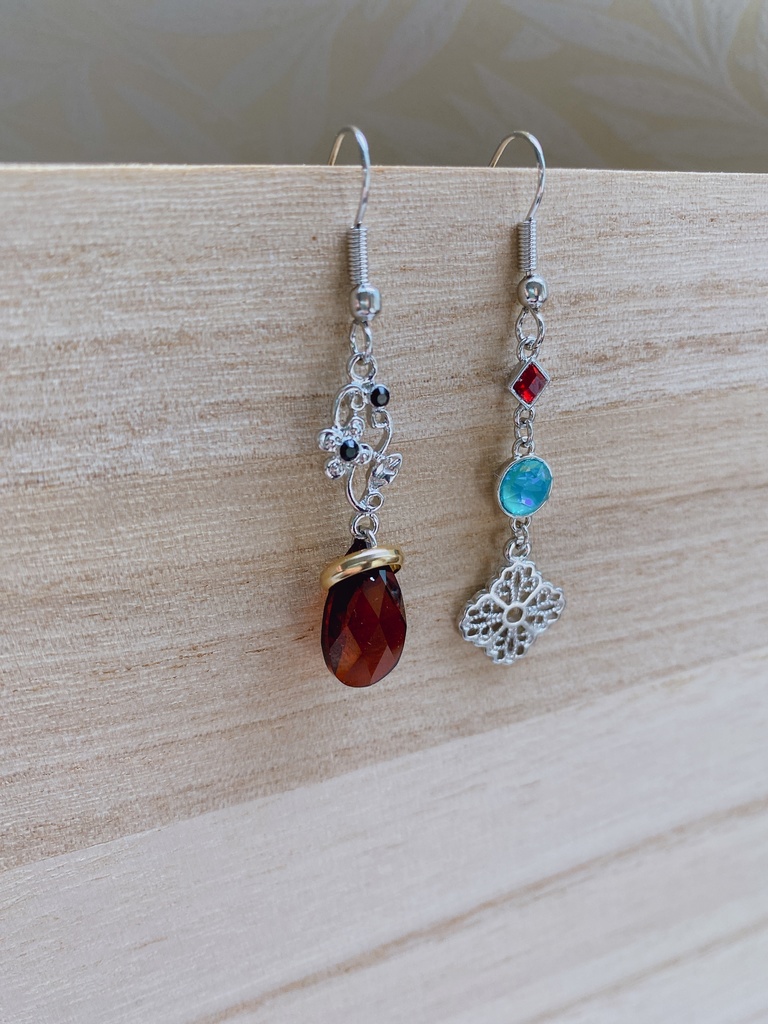 刀剣男士イメージピアス【和泉守兼定 / 極】