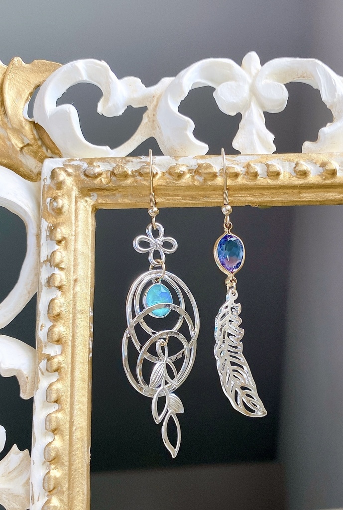 刀剣男士イメージピアス【巴型薙刀】