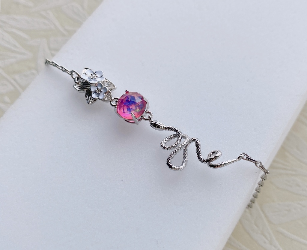 領域のブレスレット