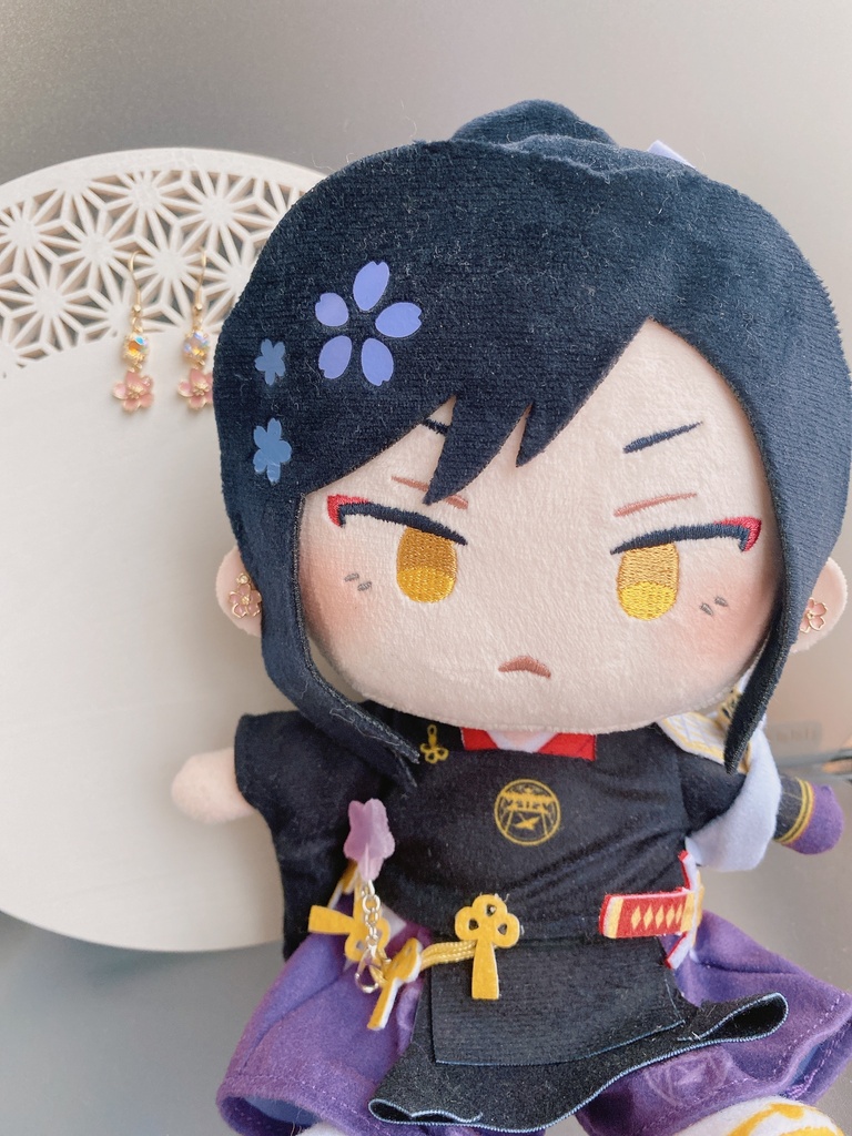 主と近侍のおそろい耳飾り