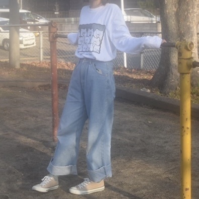 YURUKU IKITETAI🤍ロンT