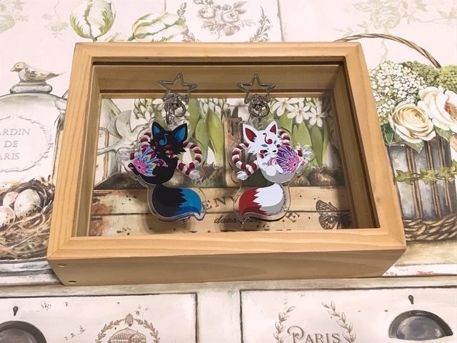 妖狐と鞠2のアクリルキーホルダー（黒）