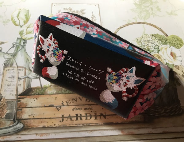 狐と桜の三角ポーチ