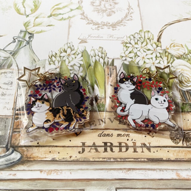 サバを持った白猫ちゃん♡チェーンキーホルダー  冬の訪れ☃ サバを持った白猫ちゃん♡チェーンキーホルダー 冬の訪れ☃