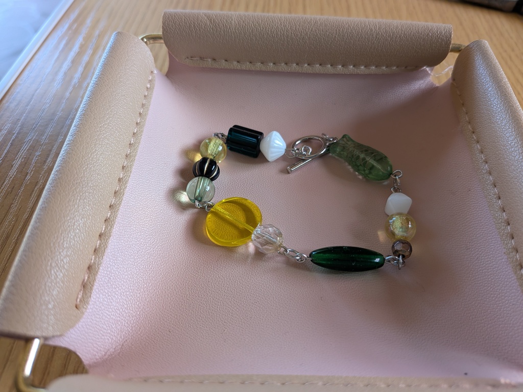 マンテルブレスレット