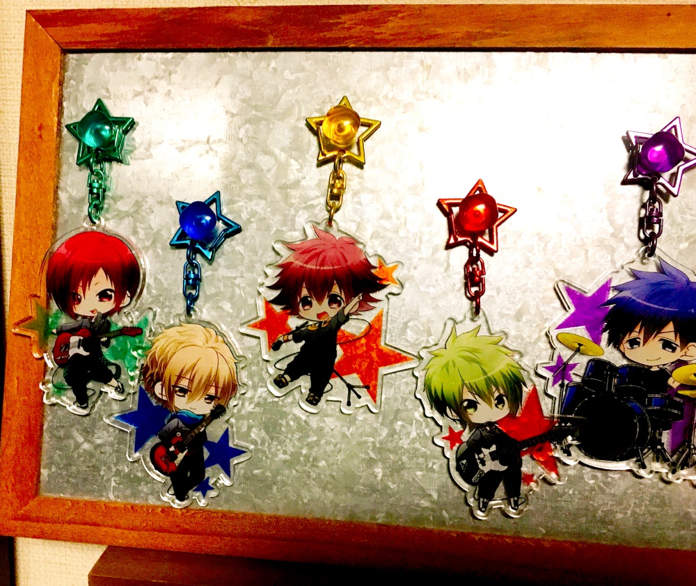 BackFreeアクリルキーホルダー