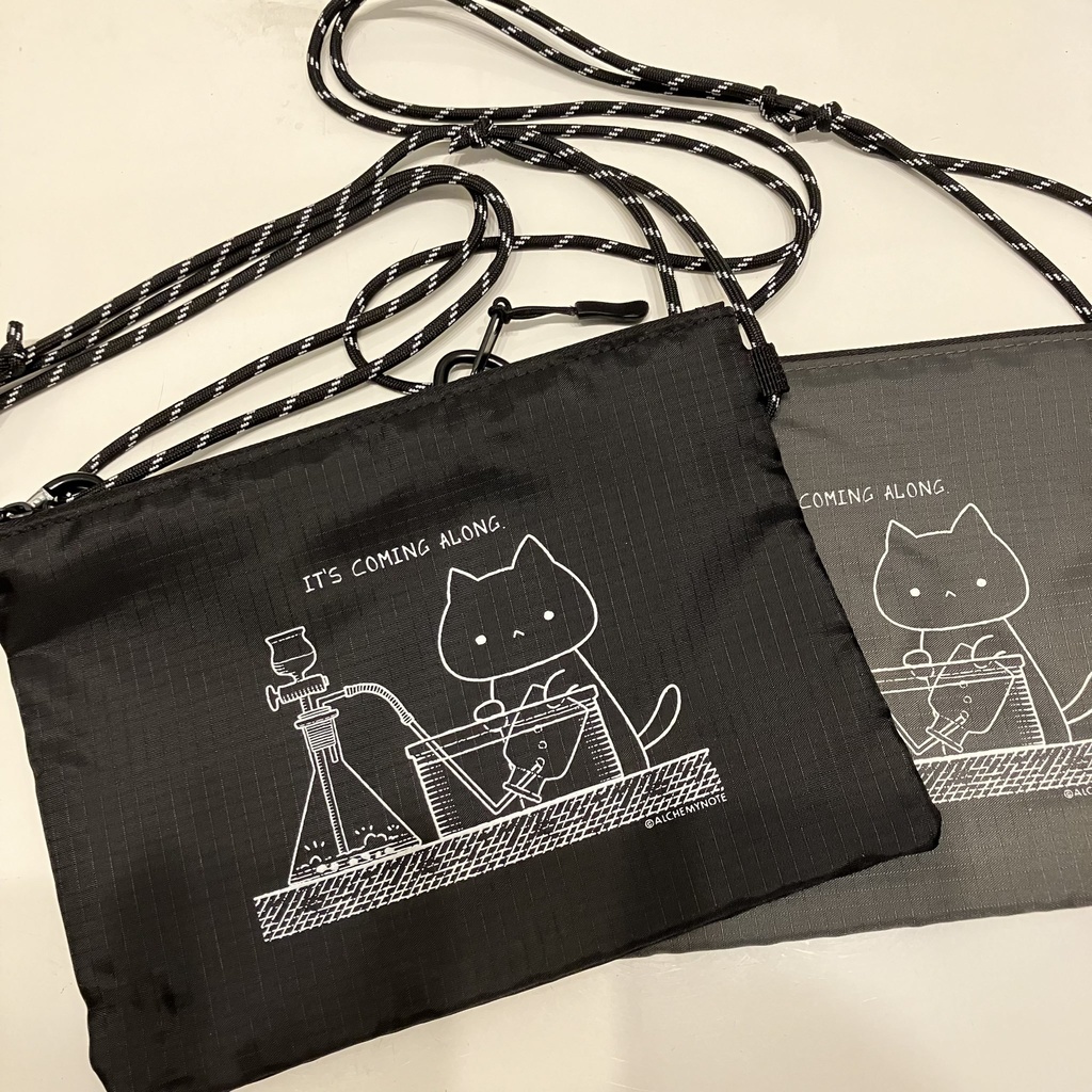 水上置換ねこリップサコッシュ