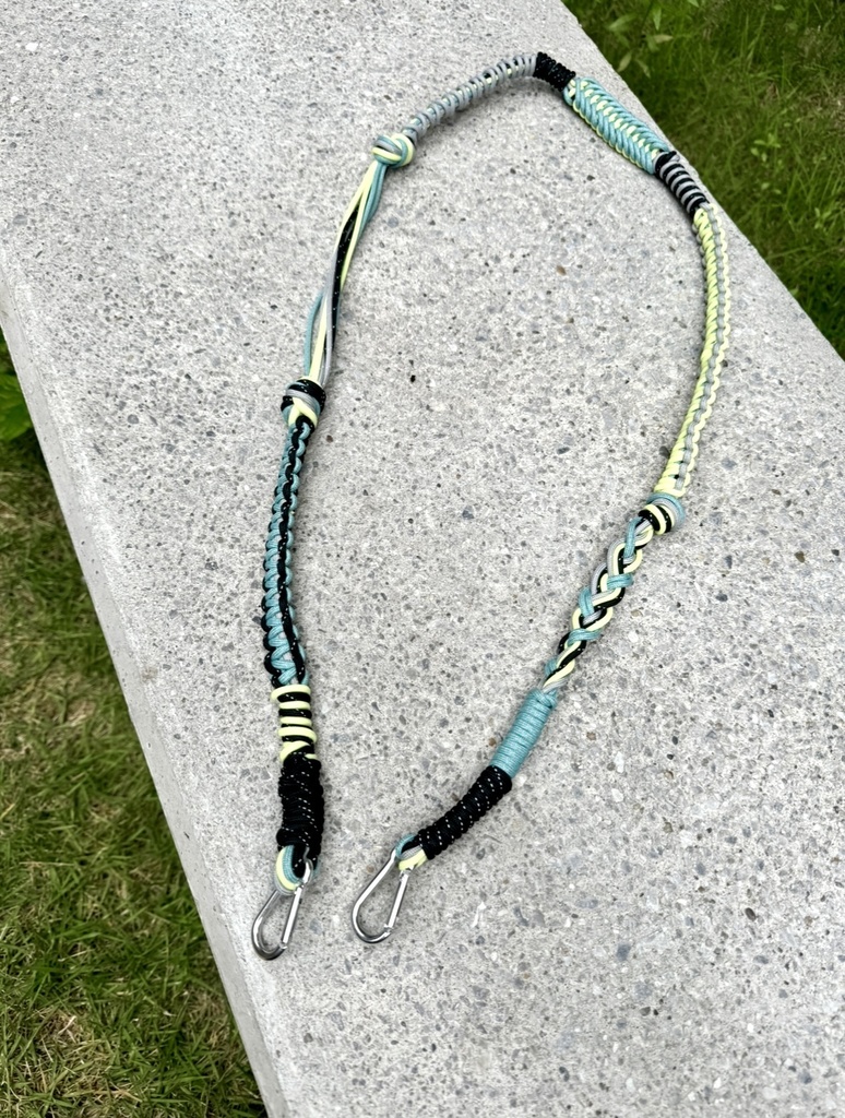 Paracord strap