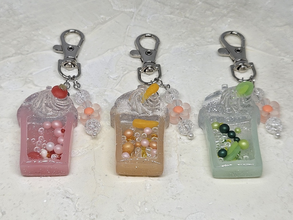 お野菜スムージーシャカシャカキーホルダー