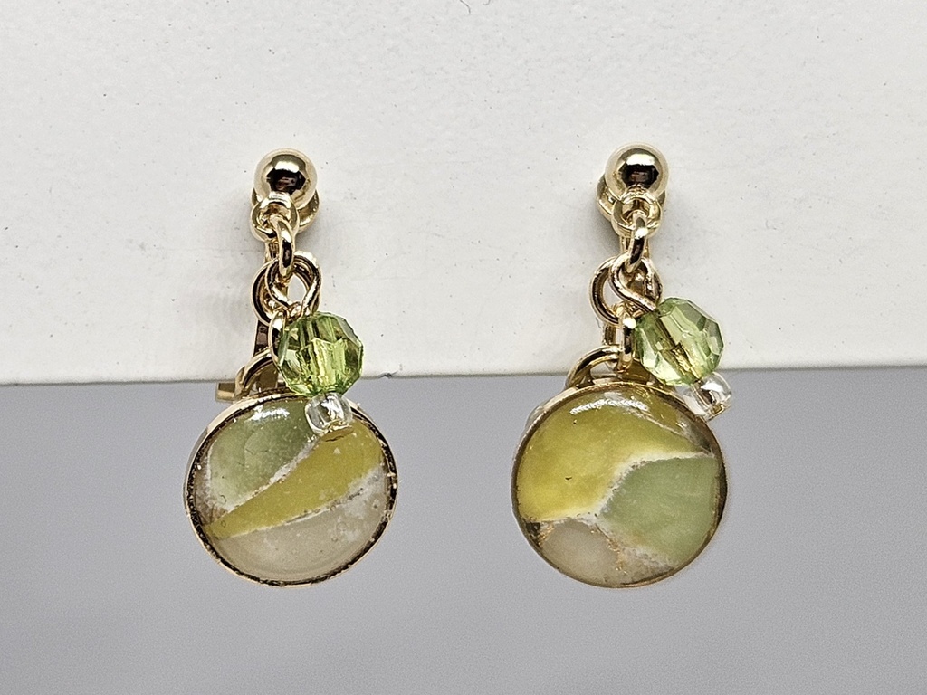 誉石イヤリング