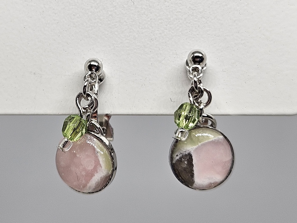 誉石イヤリング