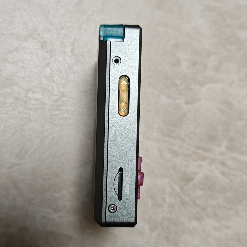 GKD pixel 2 用ボタン ネオン(匿名配送、送料370円)