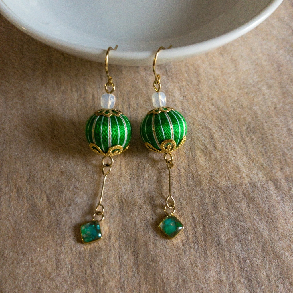 彩る巻玉*常磐色