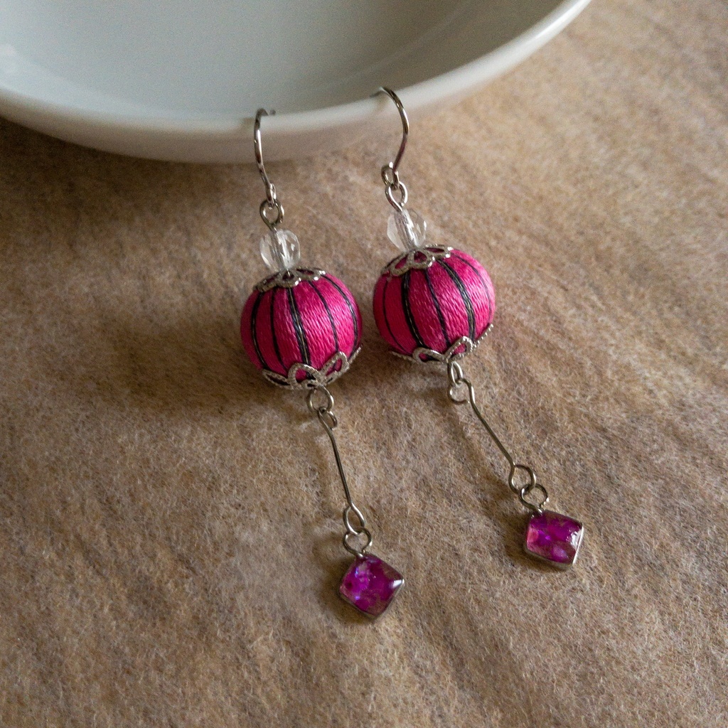 彩る巻玉*躑躅色