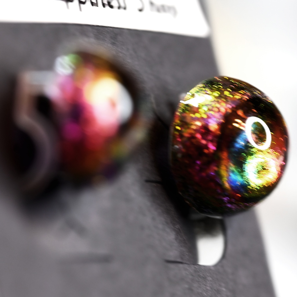 ブラックオーロラ ノンホールピアス