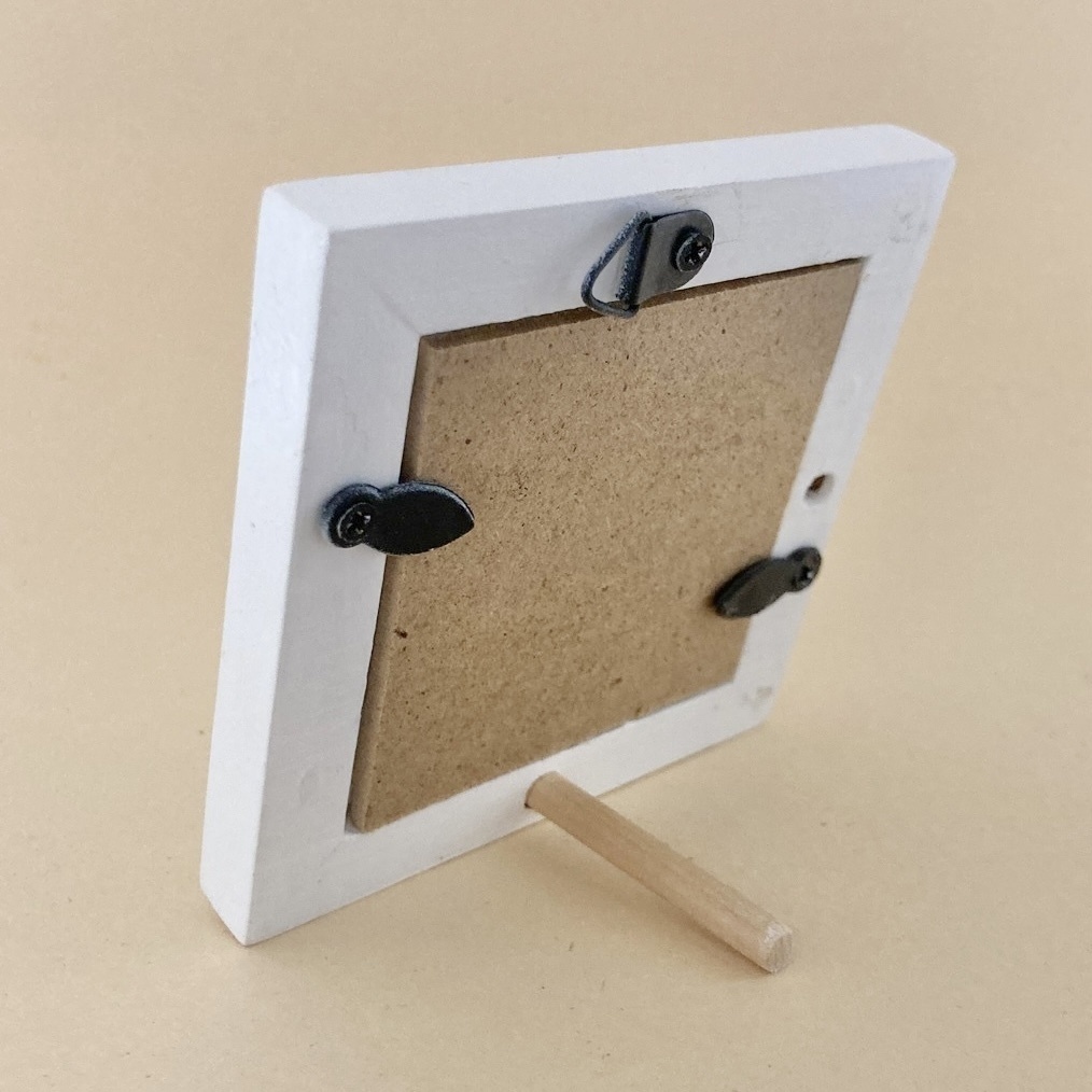 【リメイク】ミニ原画 フレーム 枠 額 額縁 吊り スタンド付 リメイク 白 展示 2点 セット まとめ