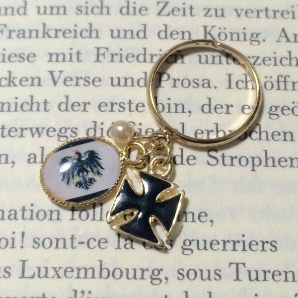 プロイセン国旗と小さなクロスのピンキーリング Kaisou Booth