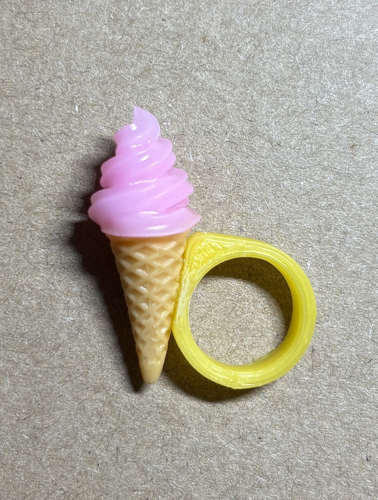 ぬい用ソフトクリーム（いちご）