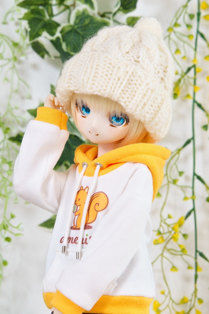 9インチサイズ ニット帽子( 3色) ドール服 MDD