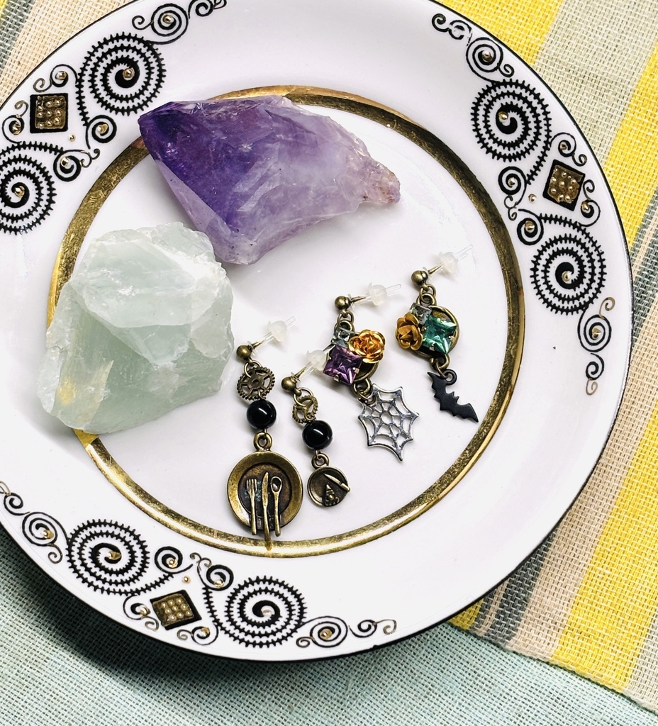 ハロウィンピアスセット