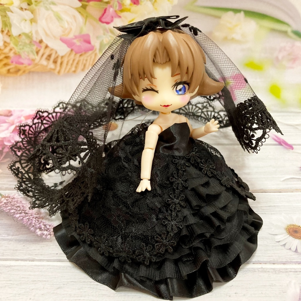 ロングベールのブラックウェディング(裾にツヤあり)オビツ11・ねんどろいどどーる