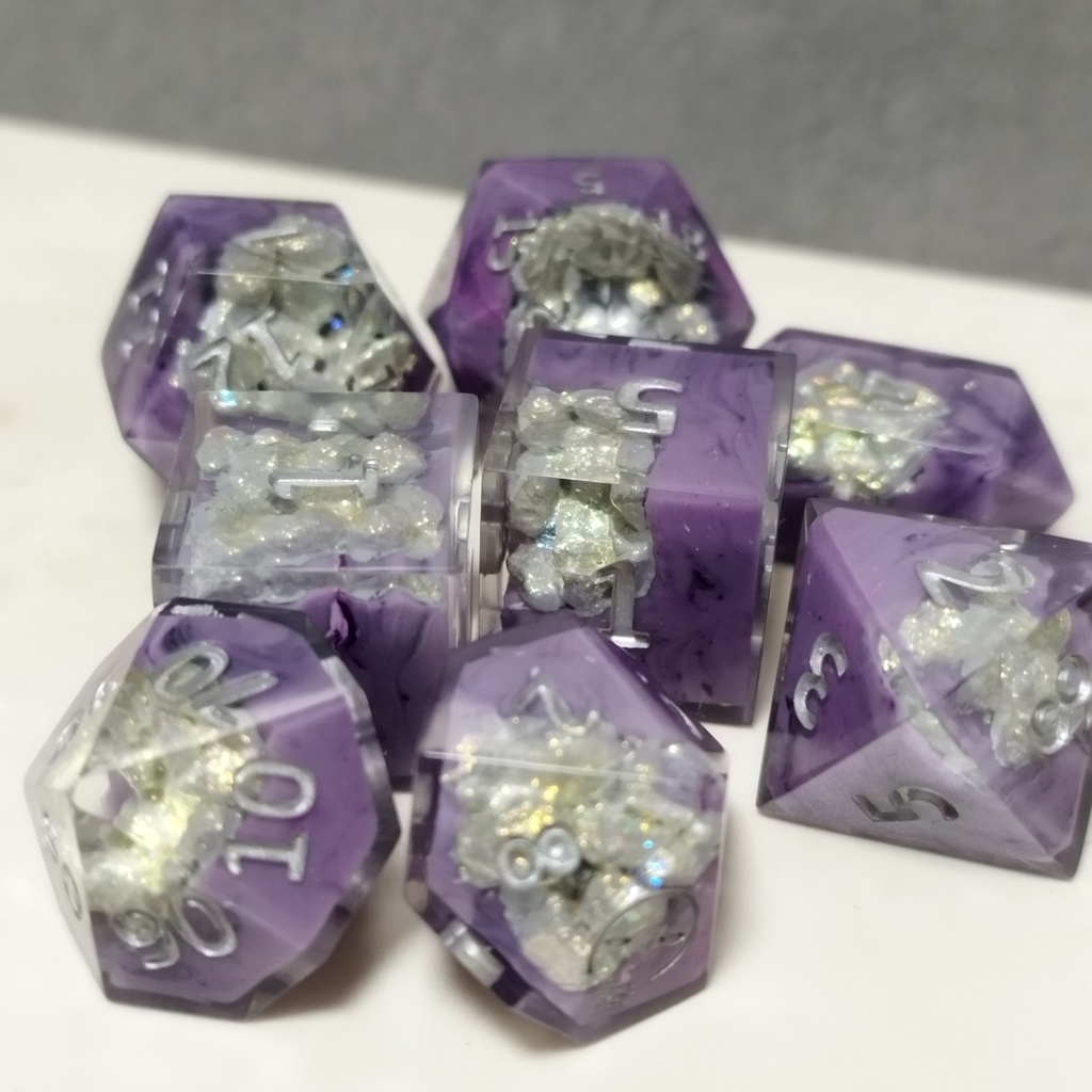 ジオードダイス8個セット【紫金剛】