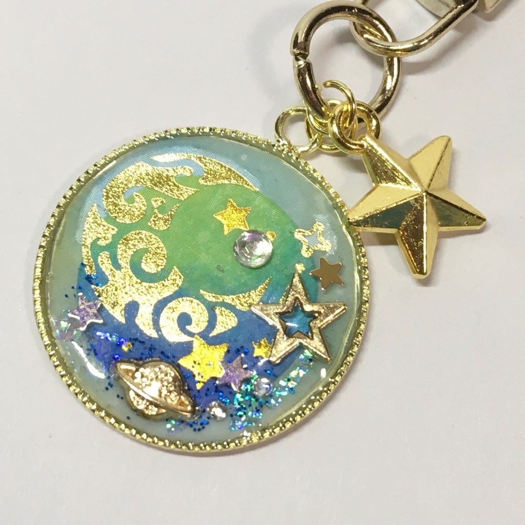 月と星のキーホルダー