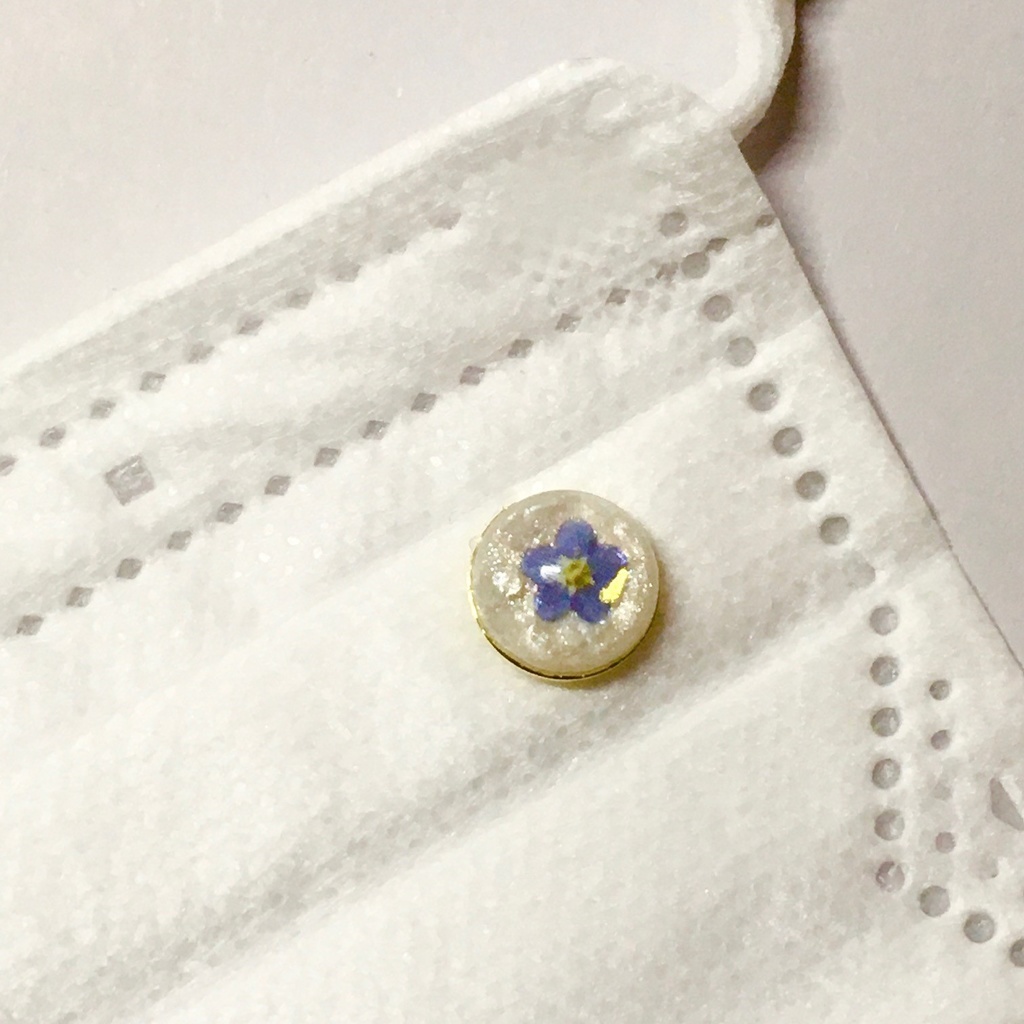 ネモフィラのマスクピアス