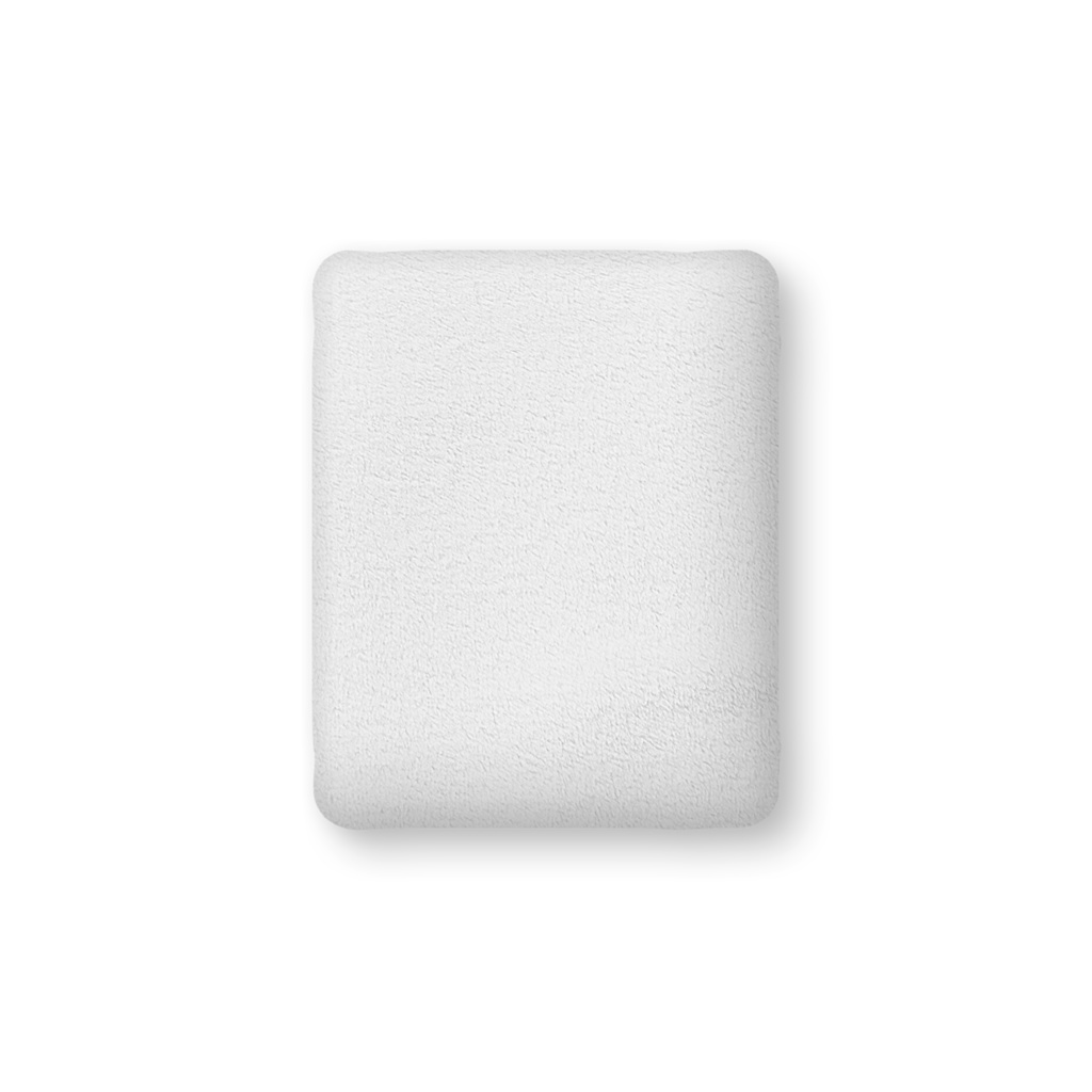 たぬきと少女のクッション