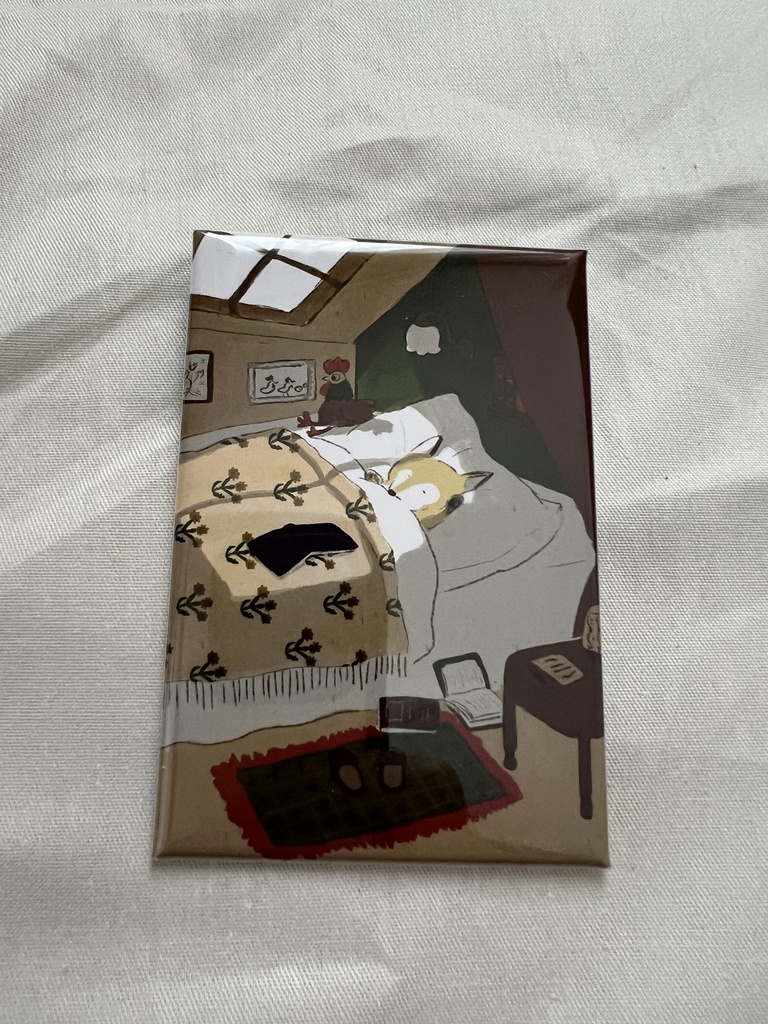 缶バッヂ　キツネ　朝寝坊
