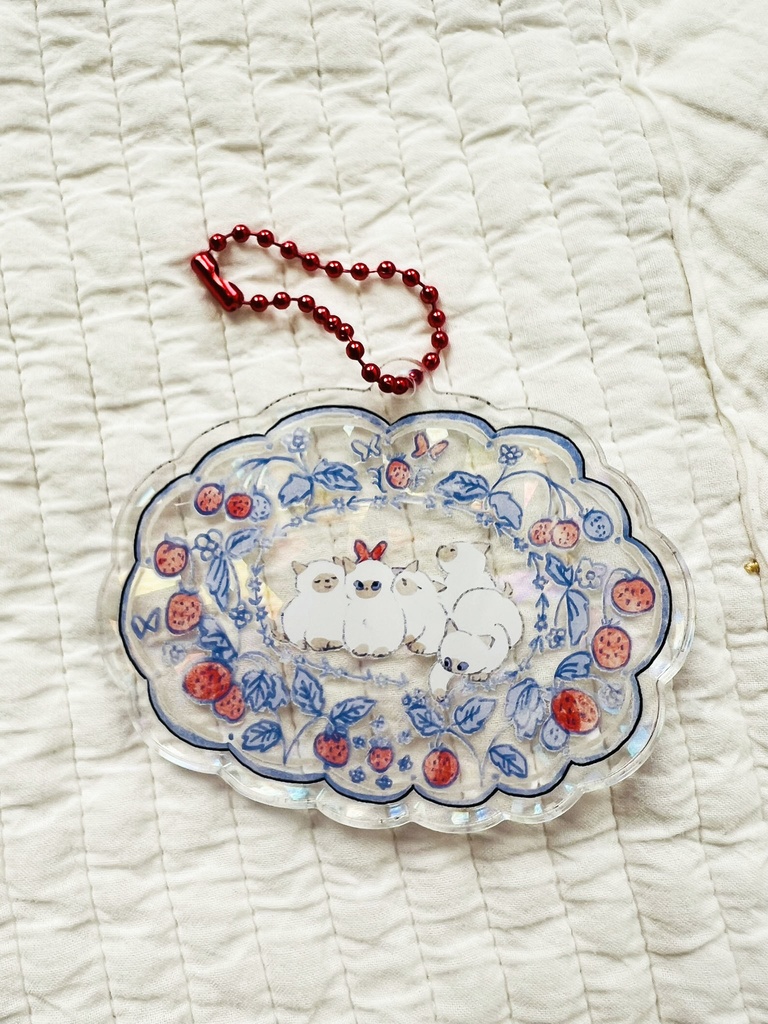 シャム猫の春のお皿のオーロラアクキー