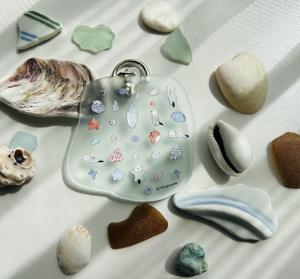 シーグラス風アクキーラッコの宝物のかけら