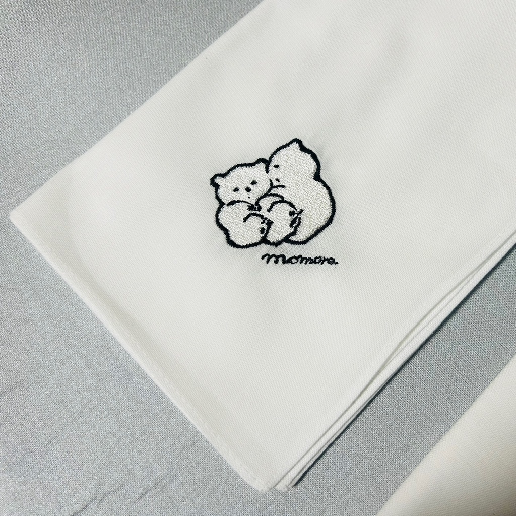 双子のシロクマハンカチ