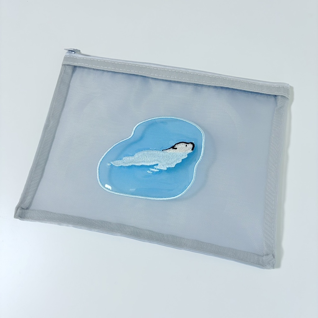 メッシュポーチ　シロクマ