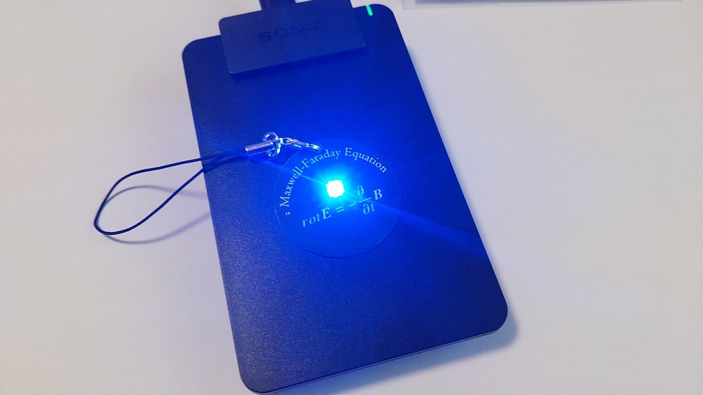 基板キーホルダー(Maxwell-Faraday Equation)