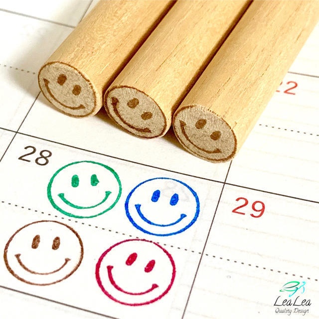 【ゴム印】送料無料 ニコマーク ハンコ （1㎝×1㎝）